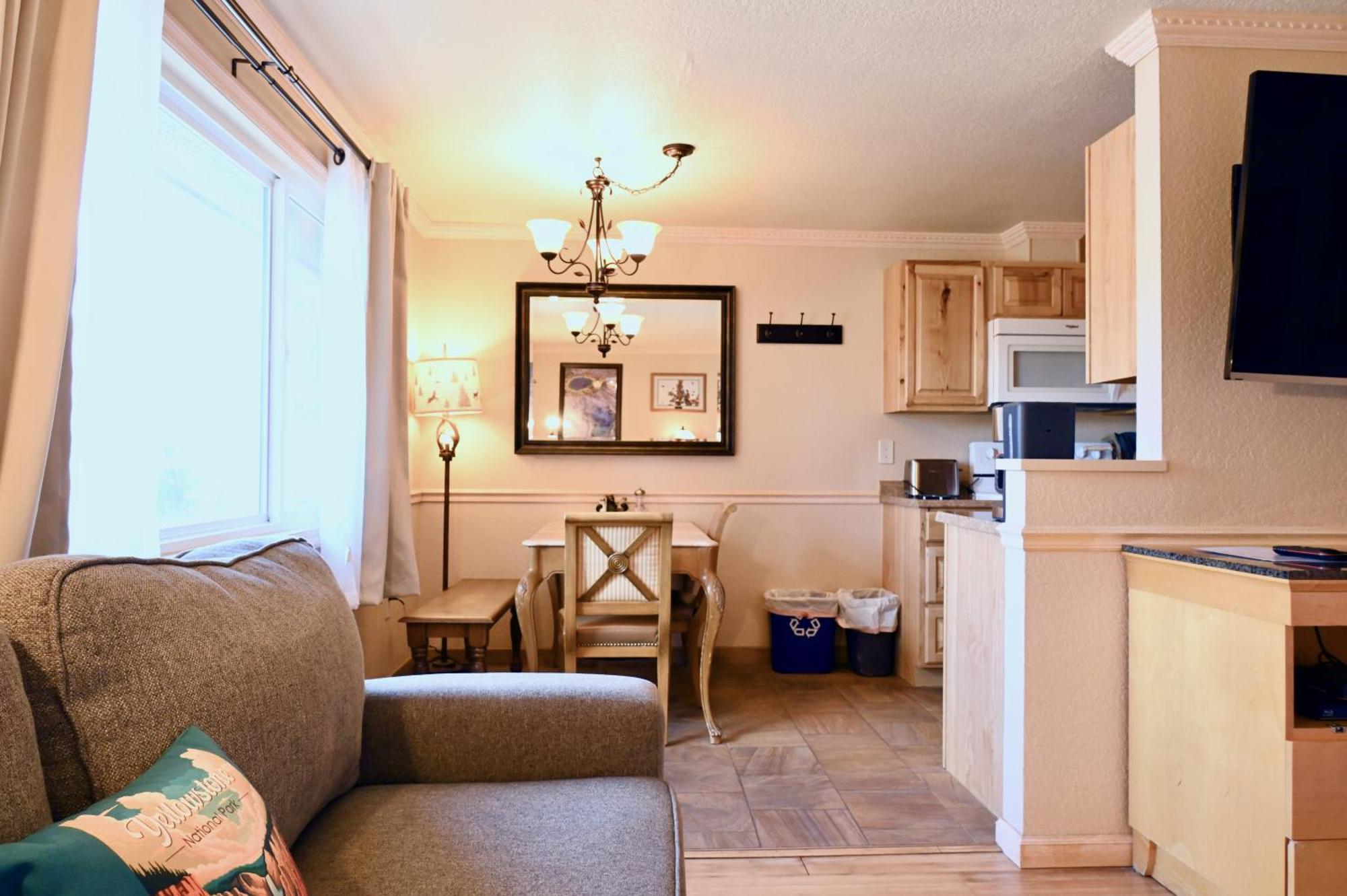 Yellowstone Gateway Inn Gardiner Ngoại thất bức ảnh